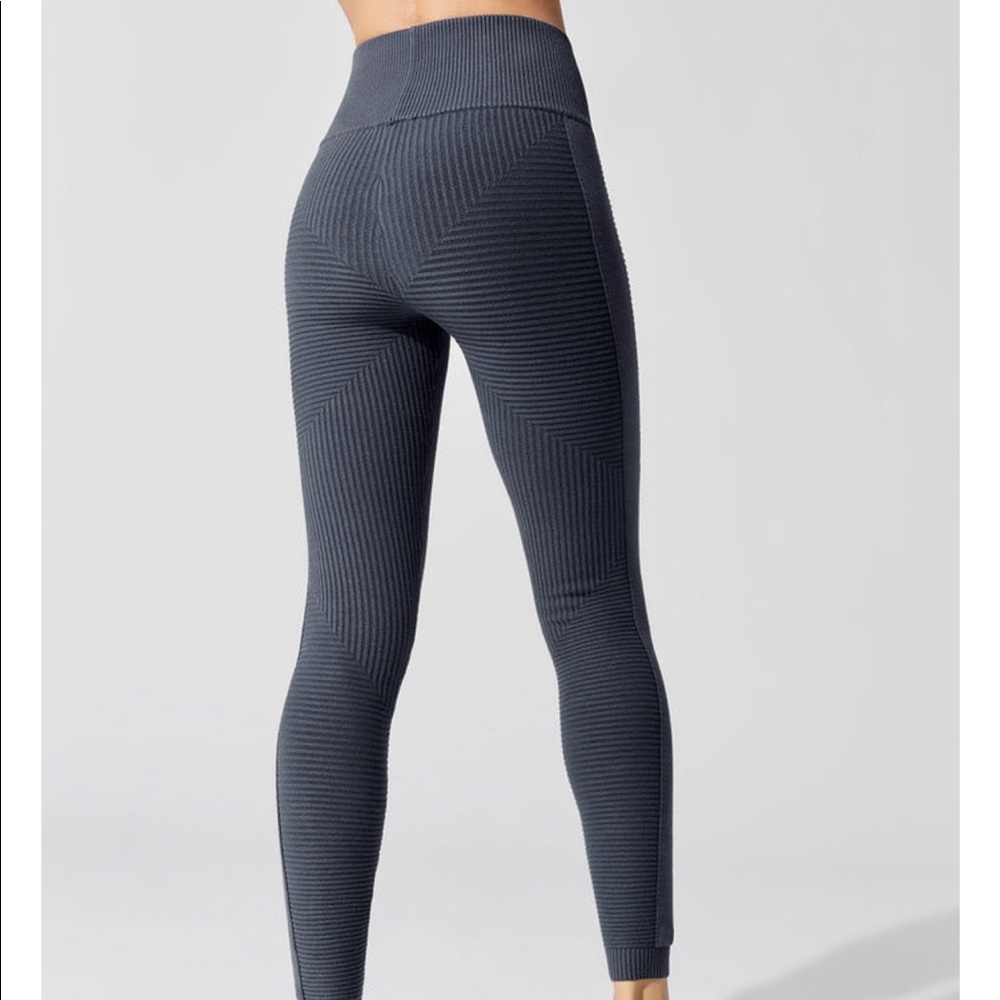 Thick ribbed moto sweater legging